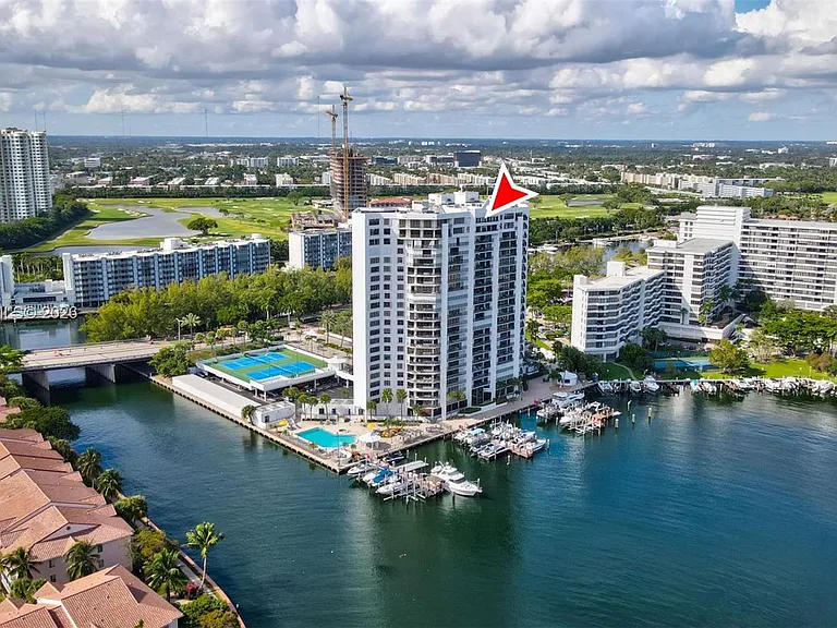 300 Three Islands Blvd #Penthouse 3A — Photo 43