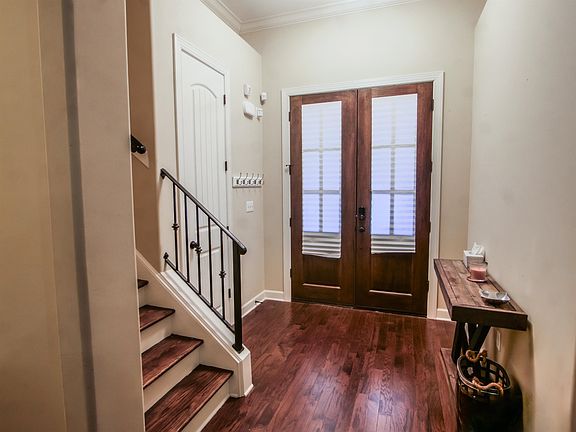 3rd image of 2685 Plum Creek Dr