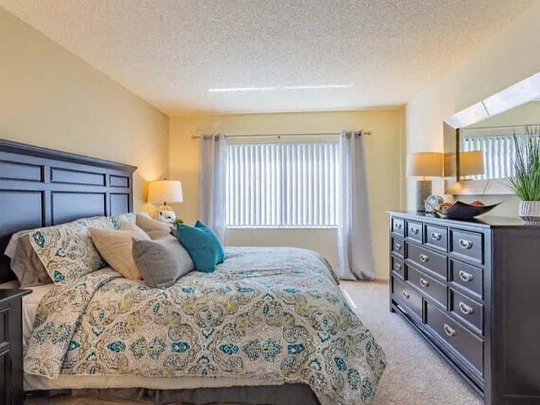Bay Club Apartment Homes — Photo 6