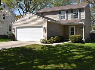 7100 Victoria Dr, Mentor, OH 44060