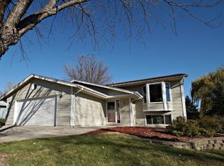 13777 Xenwood Ave, Savage, MN 55378