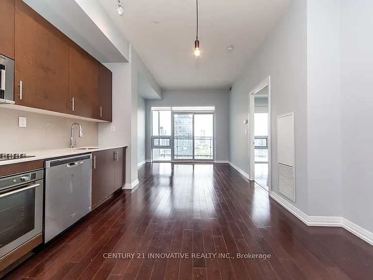 460 Adelaide St E #2023 — Photo 12