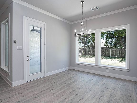 5th image of 1016 Whisper Willows Dr
