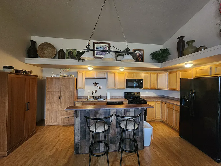 575 State Highway 82 — Photo 38