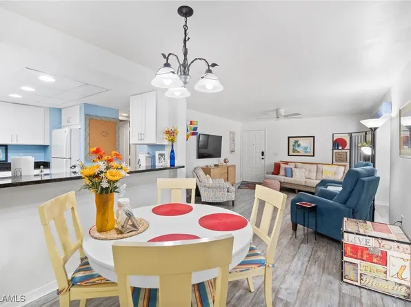 13241 Whitehaven Ln APT 803, Fort Myers, FL 33966
