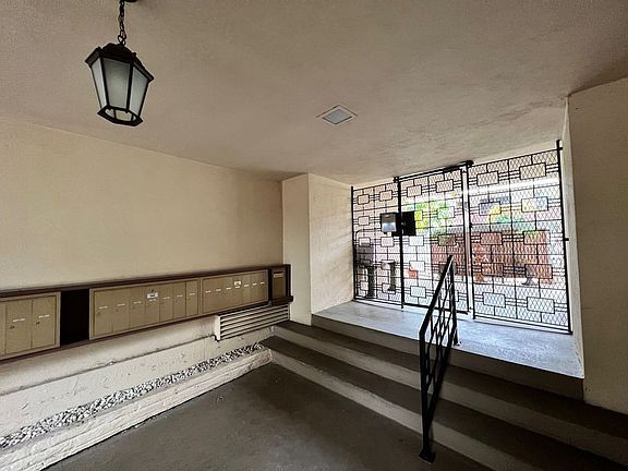 3rd image of 1263 N Hayworth Ave APT 7