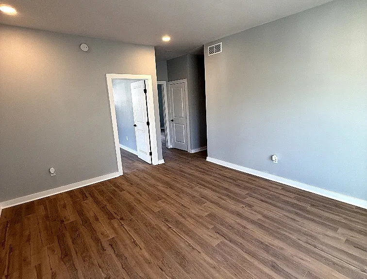 946 Ashby Grv SW — Photo 6