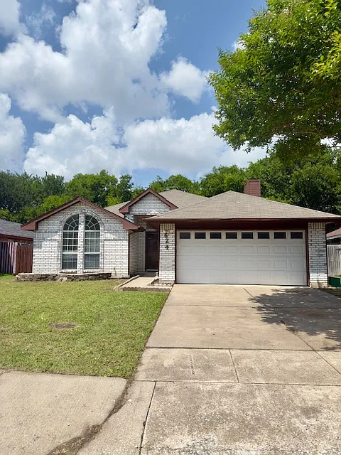 3 bed, 1516 sqft, $2,200 — Photo 4
