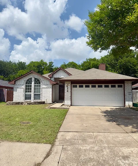 624 Beatty Dr — Photo 4