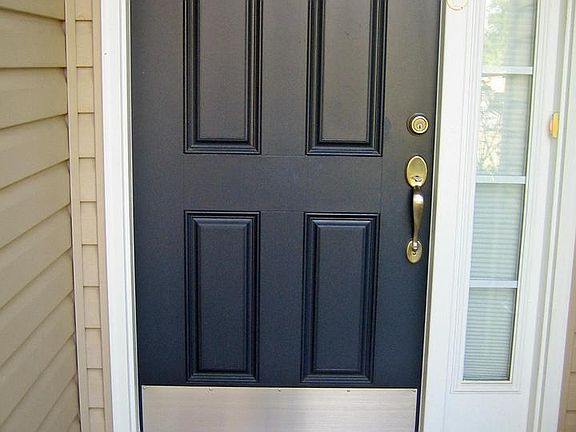 2nd image of 4048 Historic Virginia Ct