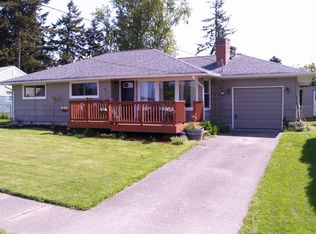 394 NE Ronhaar St, Oak Harbor, WA 98277