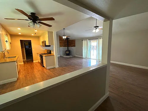 Building Photo - 2833 Marble Dr