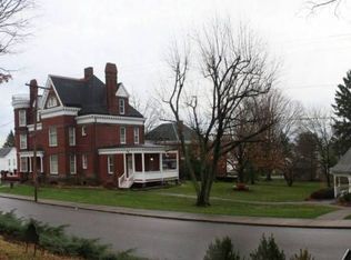 119 Walton Ave, Barnesville, OH 43713