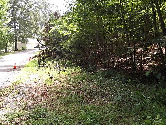 4th image of Deer Creek Trl