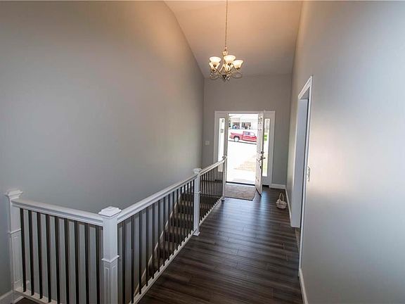 4th image of 2714 Coop Dr