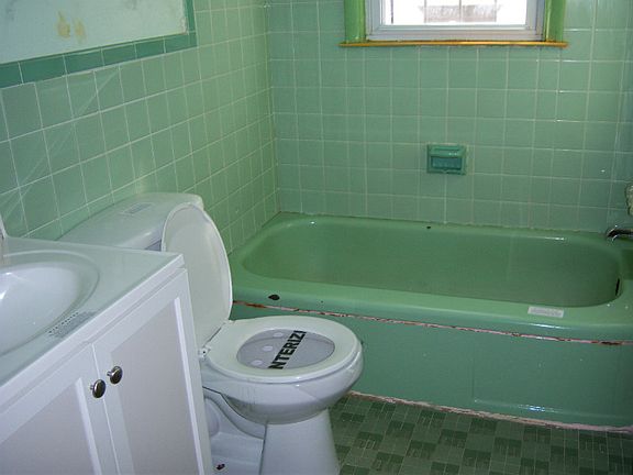 4th image of 3701 Brownell Blvd