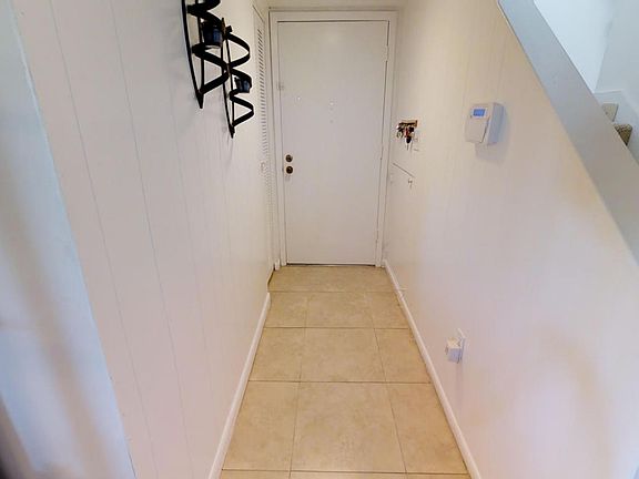 5th image of 5400 La Moya Ave Unit 3