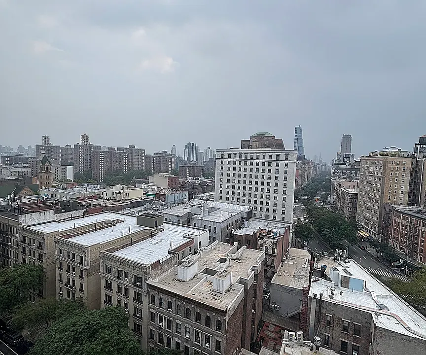 2760 Broadway #15L