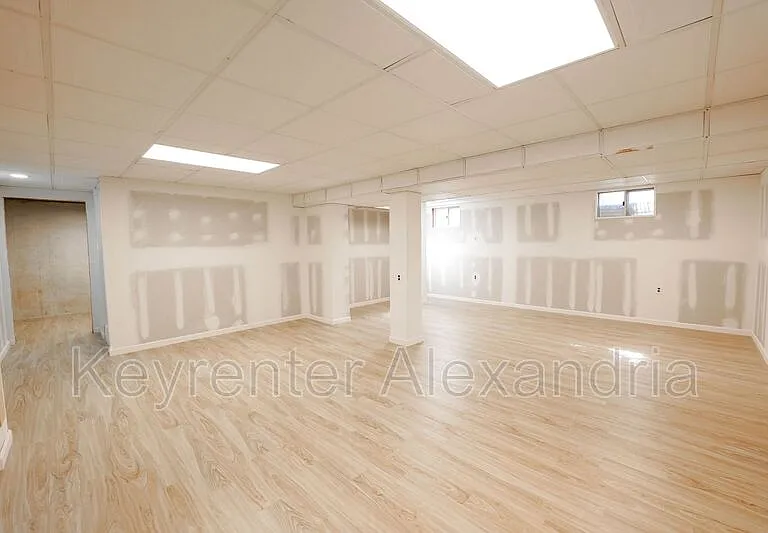 7123 Red Horse Tavern Ln — Photo 31