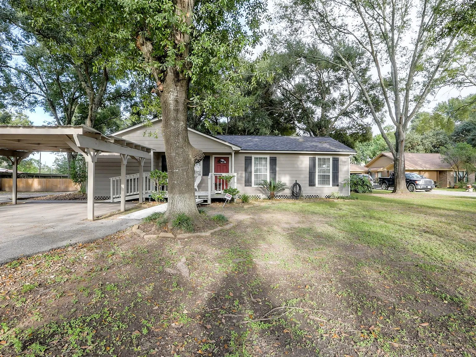 2 bed, 1.5 bath, 1344 sqft, $1,950 — Photo 2