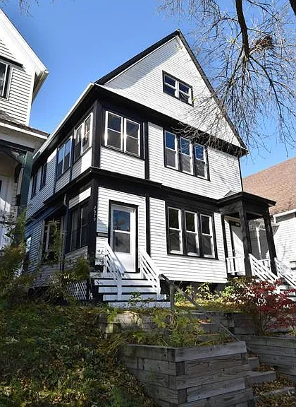 2577 S Graham St — Photo 1