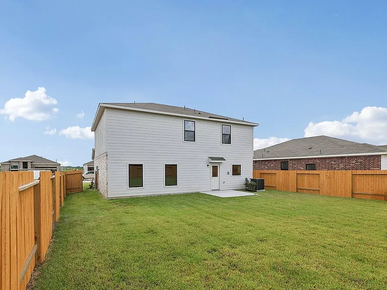 1515 Jean Meadow Dr — Photo 2