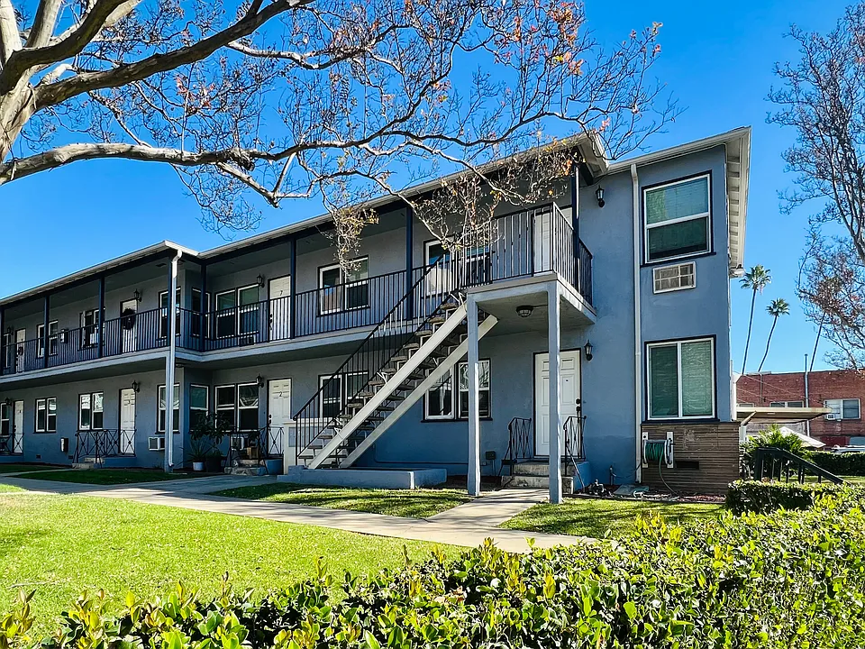 2427 W Main St #10