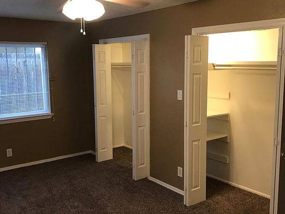 4th image of 1412 Pennsylvania St NE APT 2