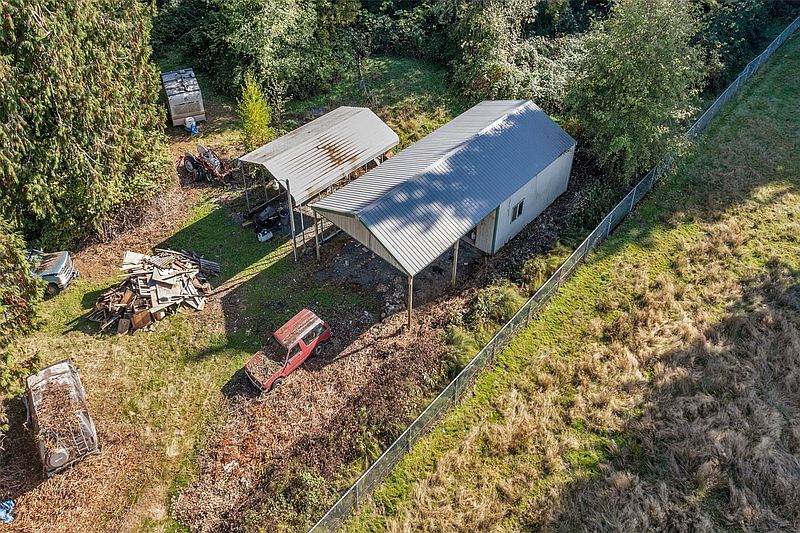 4th image of 15714 234th Street SE