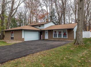 3081 W 230th St, North Olmsted, OH 44070