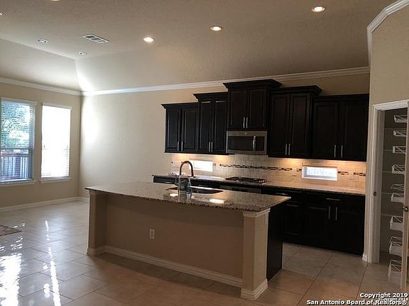 3rd image of 4807 Palma Nova St