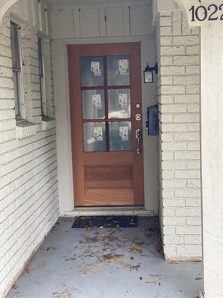 1st image of 10227 Londonderry Dr