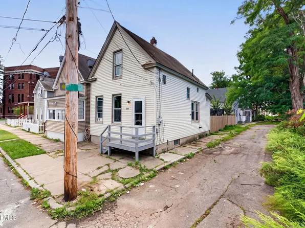800 Emmett Street, Schenectady, NY 12307