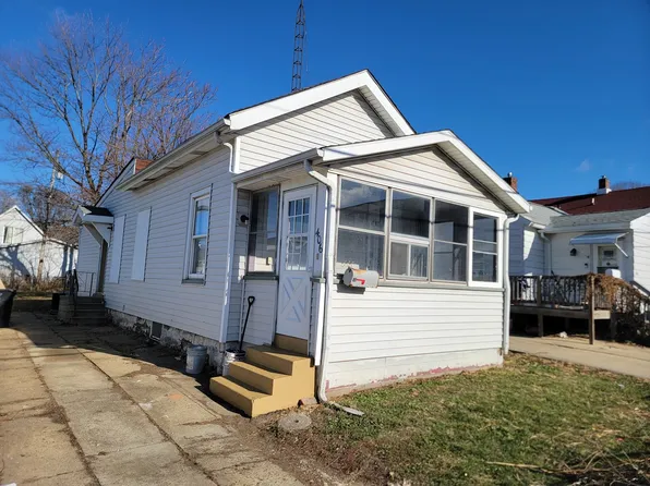 406 E Oakland Ave, Bloomington, IL 61701
