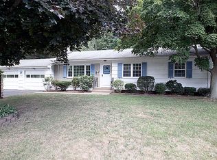 1725 Shepard Ave, Hamden, CT 06518