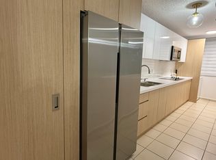 100 Marginal Martinez Nadal Granada Park, Guaynabo, PR 00969