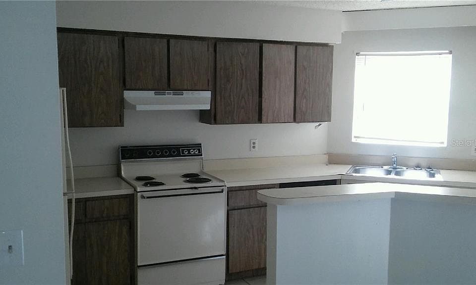 2nd image of 3656 Meriden Ave APT B
