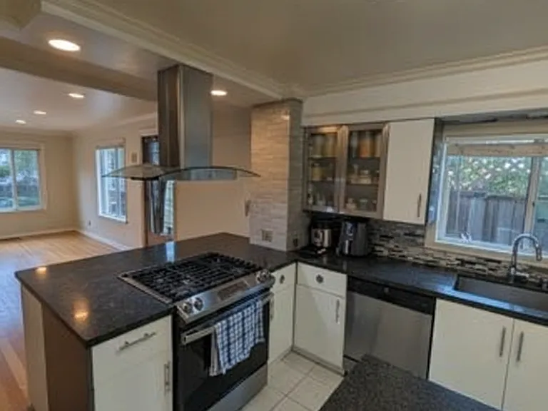 870 W 19th Ave #4591 — Photo 12