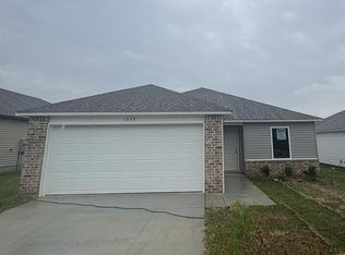 1628 Rambling Brook Dr, Benton, AR 72015