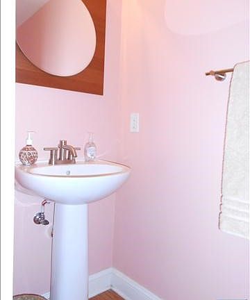5th image of 157 Lydia Dr