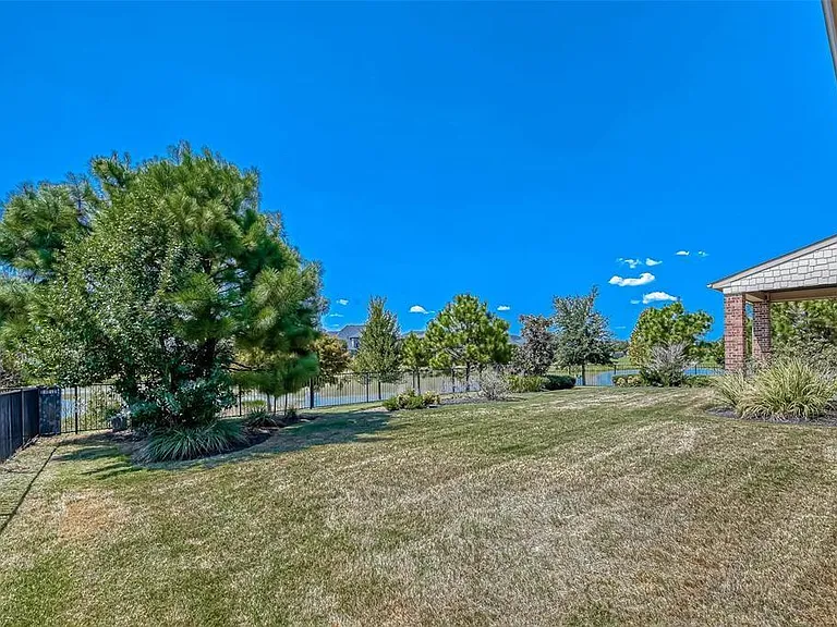 28214 Evergreen Cove Ln — Photo 48