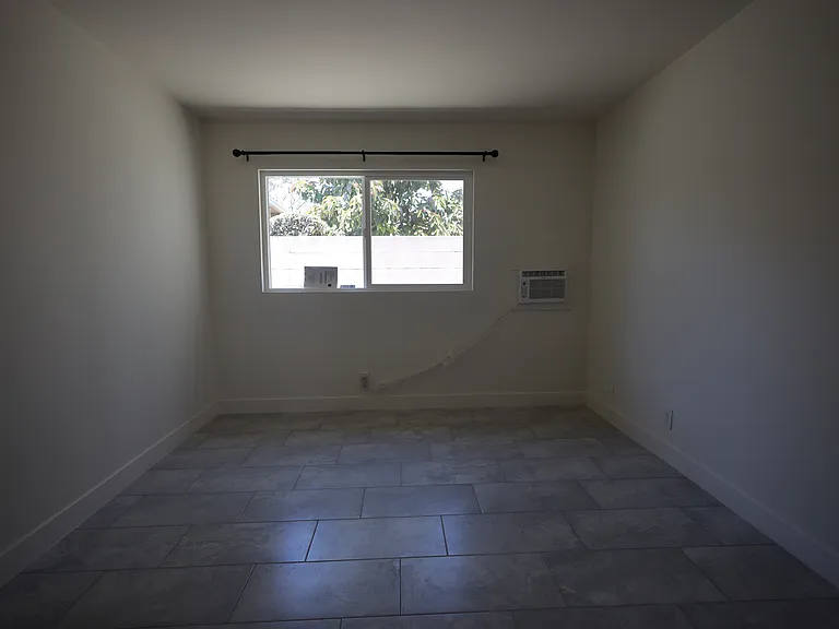 4156 N La Rica Ave #1/4 — Photo 20
