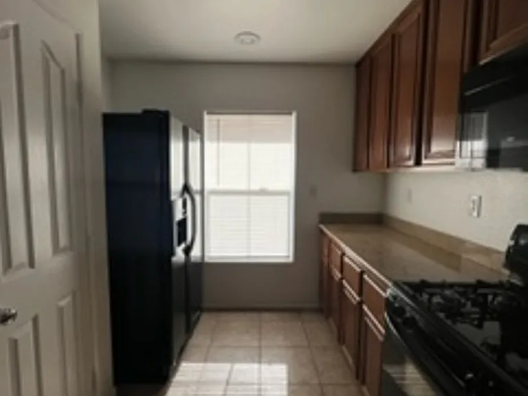 1172 Paradise Desert Ave — Photo 6