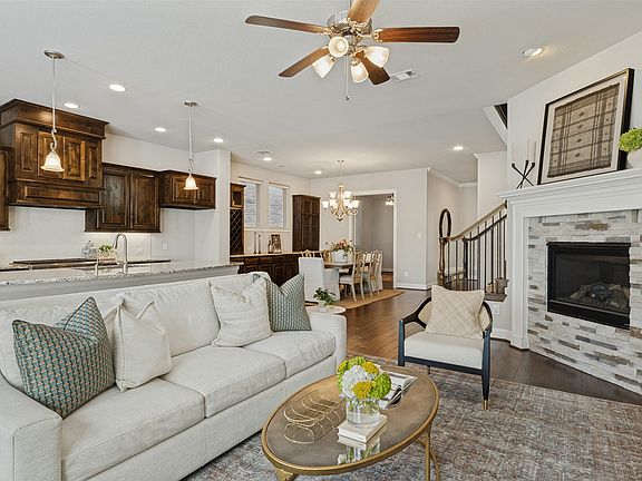 5th image of 8686 Thorbrush Pl