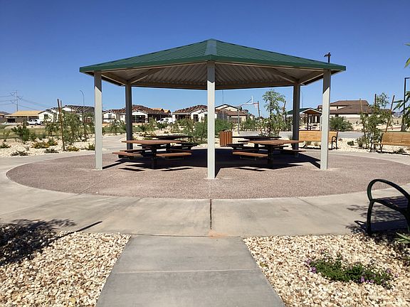 4613 S. 108th Avenue - Lot 94 - Iris Elevation Image 5