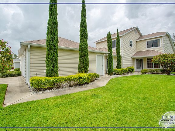 3rd image of 1351 Monarch Cir