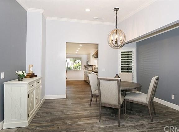 4th image of 324 E Dunbarton Pl