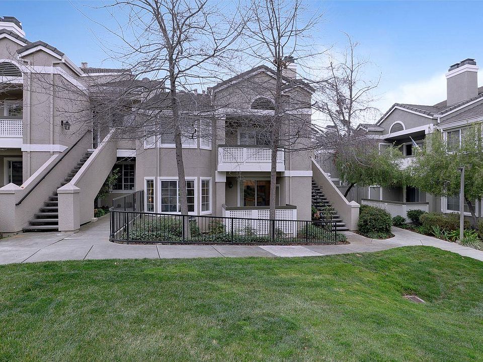 1st image of 854 Bucks Lake Ct