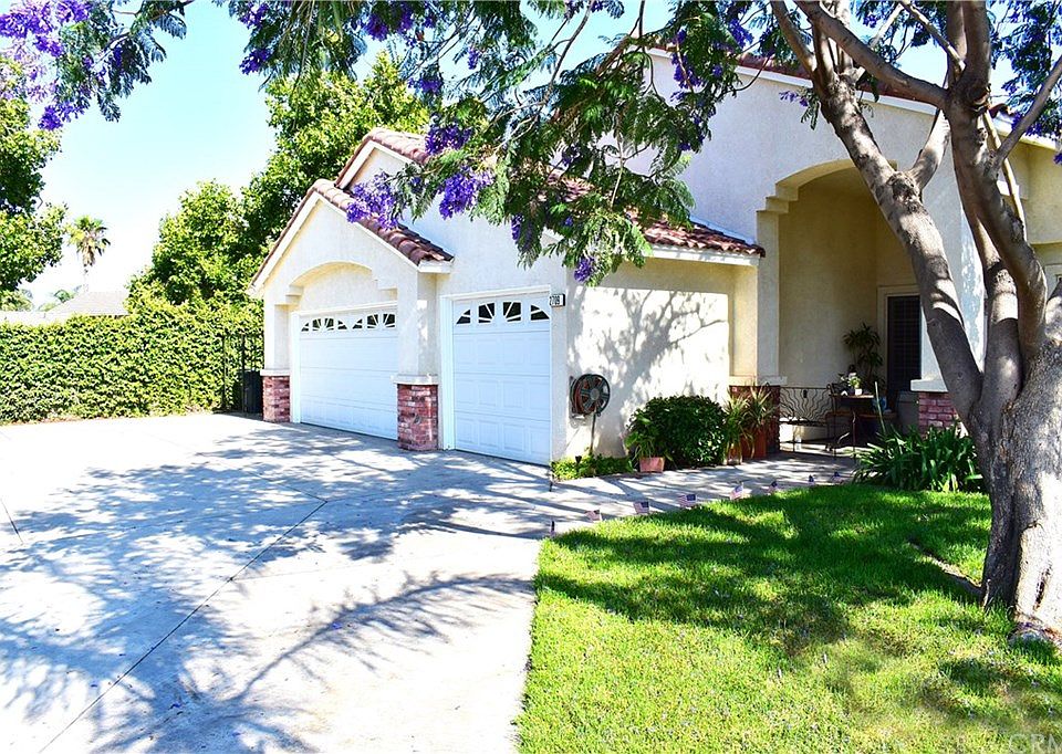 1st image of 2709 W Calle Vista Dr