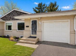 5516 France Ave S #2, Minneapolis, MN 55410